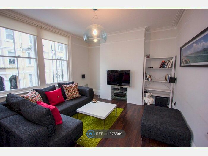 2 Bedroom Maisonette To Rent In Dudley Road, Tunbridge Wells, TN1