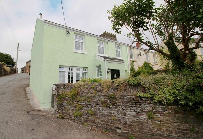 2 Bedroom Cottage To Rent In School Street, Llantrisant, Pontyclun, CF72