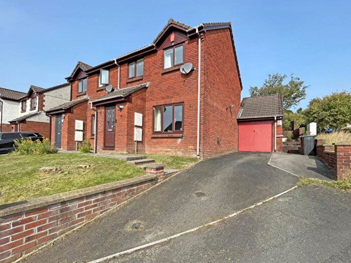 3 Bedroom House To Rent In Redwing Drive, Woolwell, Plymouth, PL6