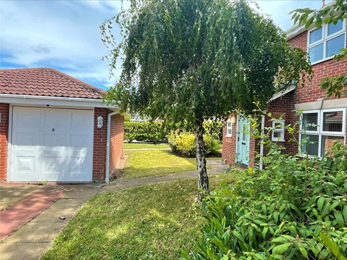 3 Bedroom Detached House To Rent In Shetland Drive, Ellesmere Port, Cheshire, CH65