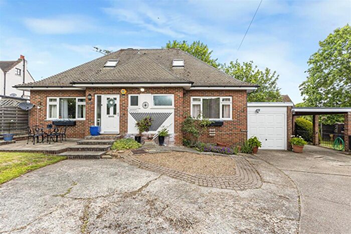 4 Bedroom Detached Bungalow For Sale In Court Lodge, Shorne, Gravesend, DA12