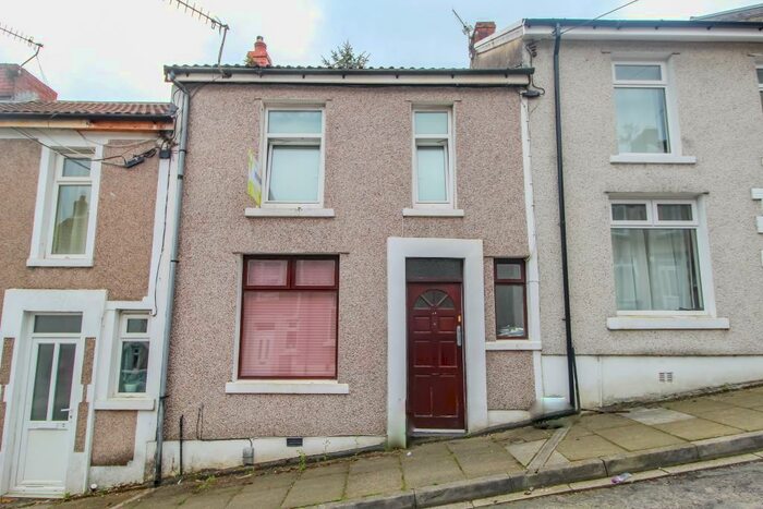 2 Bedroom House To Rent In Birchwood Avenue, Treforest, CF37