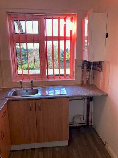 2 Bedroom Flat To Rent In Valley Drive, Newthorpe, NG16