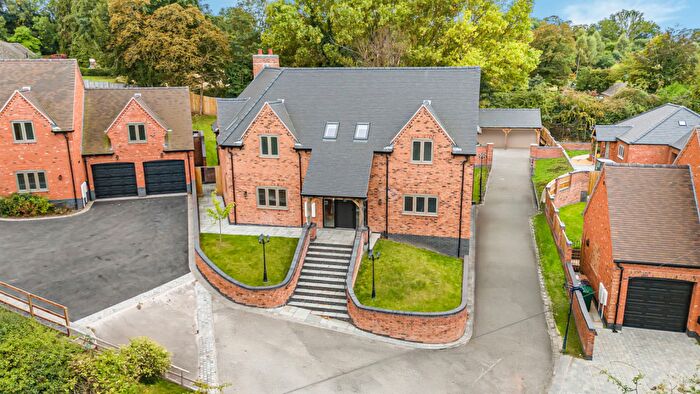 5 Bedroom Detached House For Sale In Coton Road, Walton-on-Trent, Swadlincote, Derbyshire, DE12