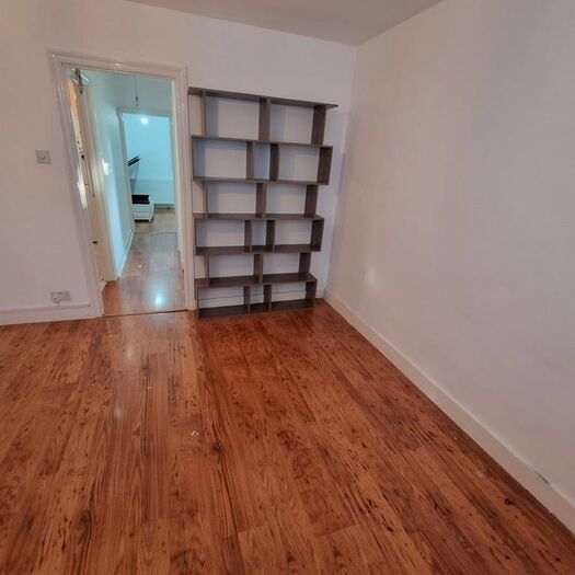 1 Bedroom Flat To Rent In Hoe Street, London, E17