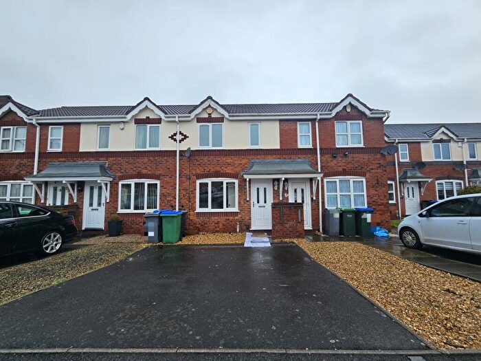 2 Bedroom House To Rent In Throstles Close, Great Barr, Birmingham, B43