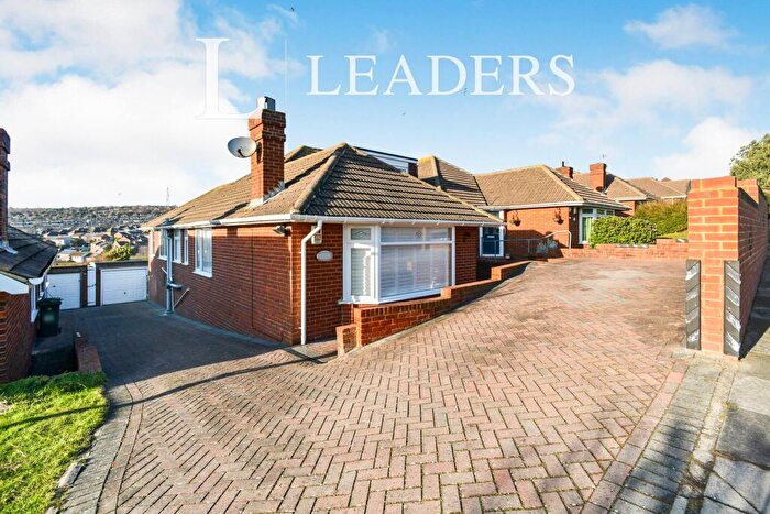 4 Bedroom Semi-Detached House To Rent In Wilson Avenue, BN2