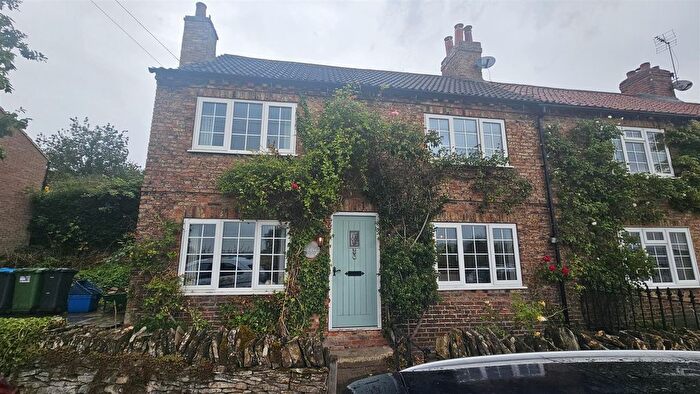 3 Bedroom End Of Terrace House To Rent In Brandsby Street, Crayke, York, YO61