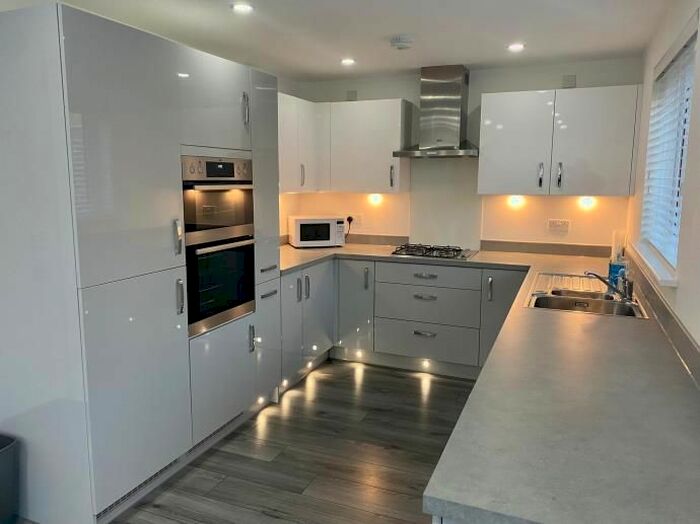 4 Bedroom Detached House To Rent In Carrbridge Crescent, Newarthill, Motherwell, ML1