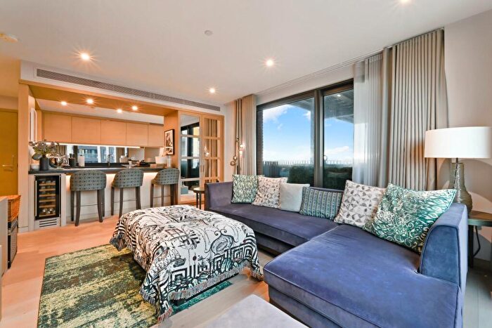 3 Bedroom Apartment For Sale In Legacy Building, Embassy Gardens, Nine Elms, SW11