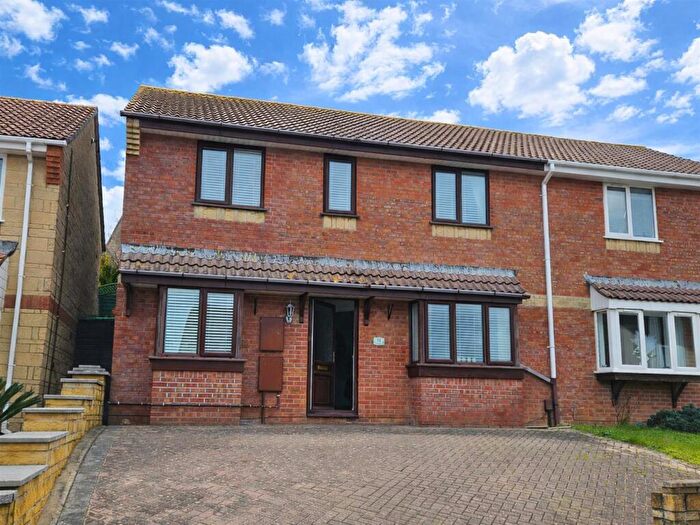 4 Bedroom Semi Detached House For Sale In Compass Drive, Newnham Downs, Plympton, Plymouth, PL7