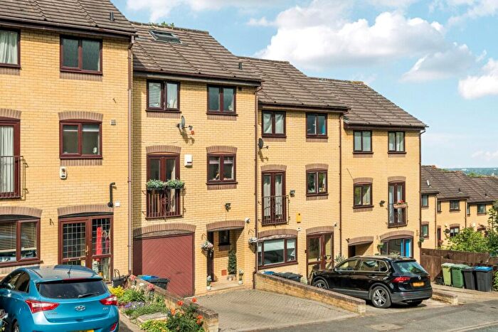 3 Bedroom Terraced House For Sale In Tree View Close, Crystal Palace, London, SE19