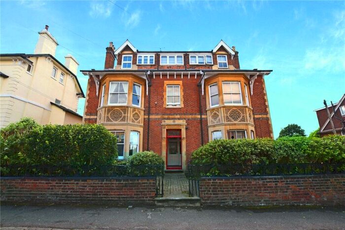 1 Bedroom Apartment To Rent In Milman Road, Reading, Berkshire, RG2