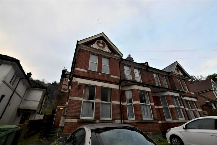 1 Bedroom Flat To Rent In Lower Park Road, Hastings, TN34