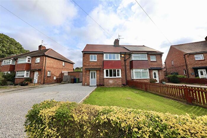 3 Bedroom Semi-detached House For Sale In Park Avenue, Brandesburton, Driffield, YO25