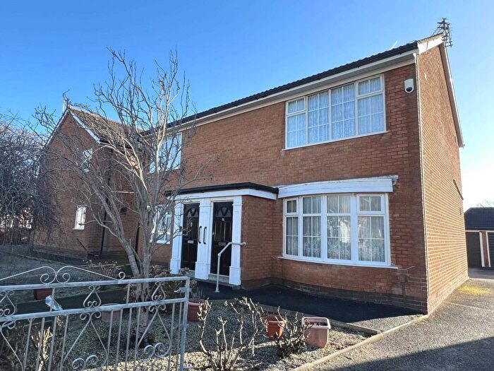 2 Bedroom Flat For Sale In Harrowside, Blackpool, FY4