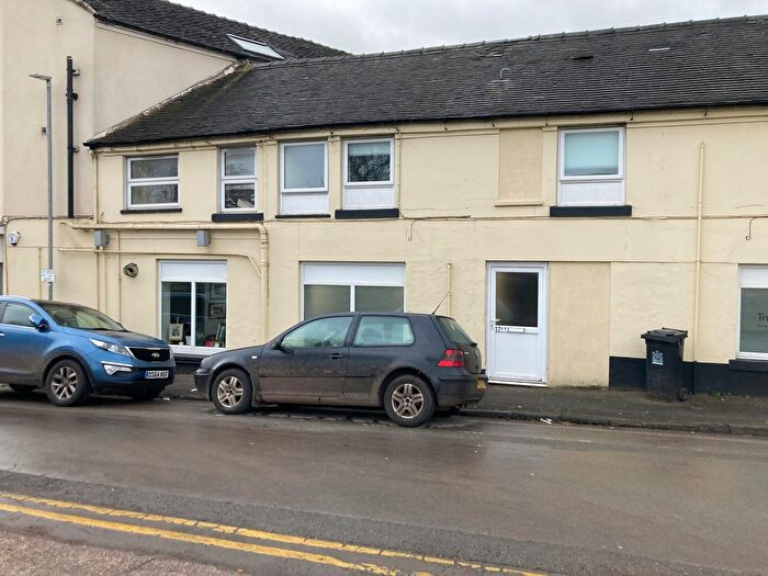 Town House To Rent In A Hanover Street, Newcastle, ST5