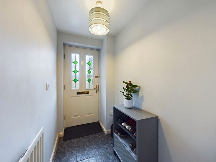 2 Bedroom Flat For Sale In Douglas Avenue, Wesham, PR4