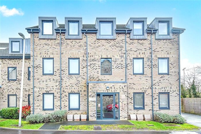 1 Bedroom Apartment For Sale In Steel Close, Newbury, Berkshire, RG14