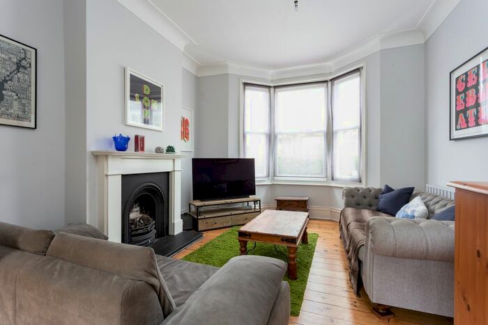 4 Bedroom Terraced House To Rent In Solon Road, London, SW2
