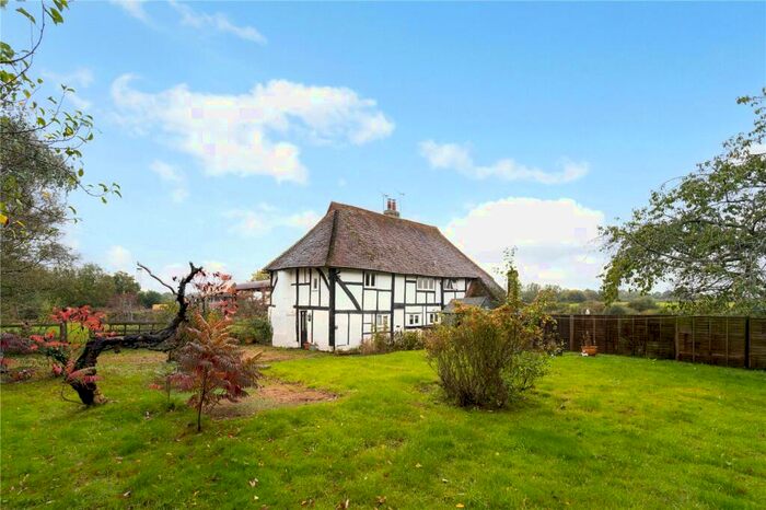 2 Bedroom Semi-Detached House To Rent In Long Reach, West Horsley, Leatherhead, Surrey, KT24