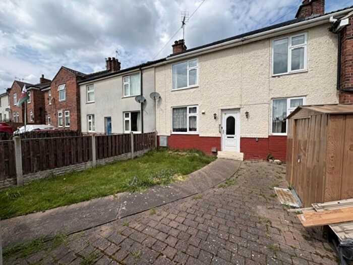 3 Bedroom Terraced House For Sale In Maple Road, Kiveton Park, S26
