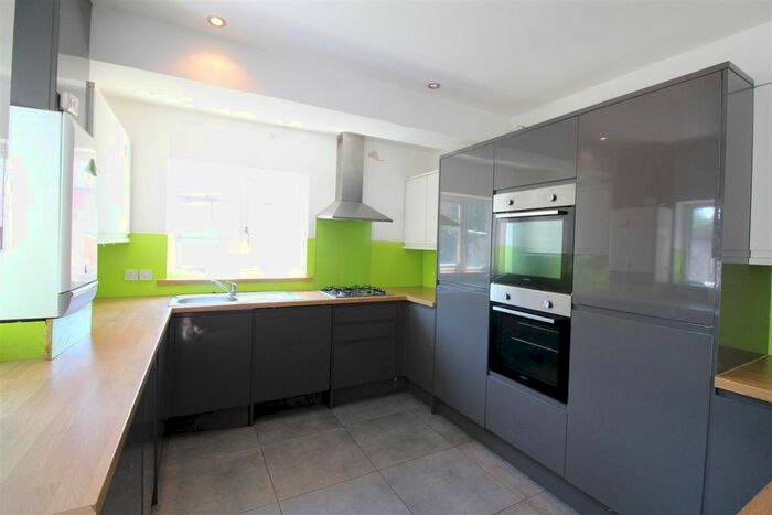 6 Bedroom Property To Rent In Mackintosh Place, Roath, Cardiff, CF24