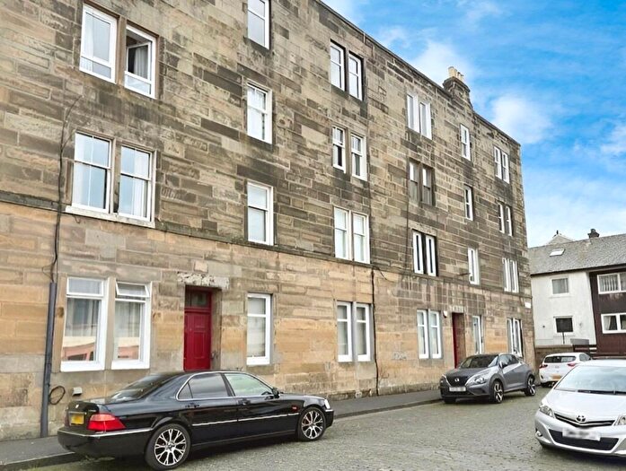 2 Bedroom Flat For Sale In Annfield Street, Edinburgh, Midlothian, EH6