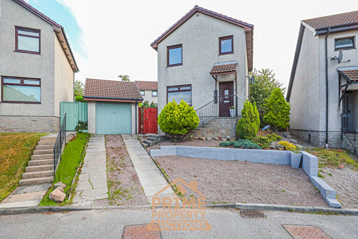 3 Bedroom Detached House For Sale In Fairview Wynd, Aberdeen, AB22