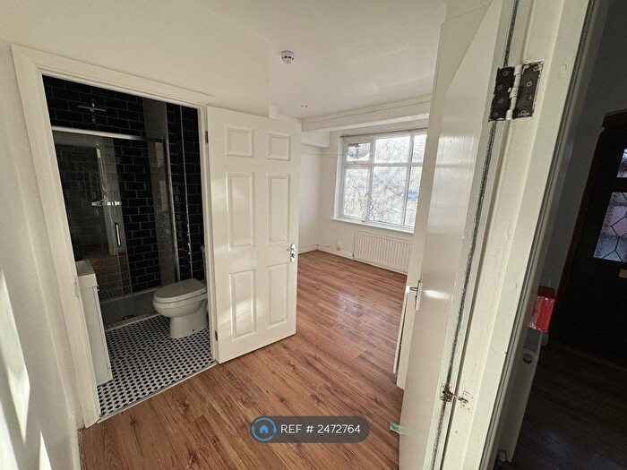 5 Bedroom Terraced House To Rent In Meopham Road, Mitcham, CR4