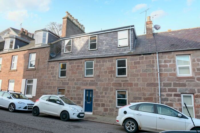 4 Bedroom Terraced House For Sale In Cameron Street, Stonehaven, AB39