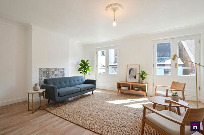 2 Bedroom Apartment To Rent In Christopher Place, City Centre, St Albans, AL3