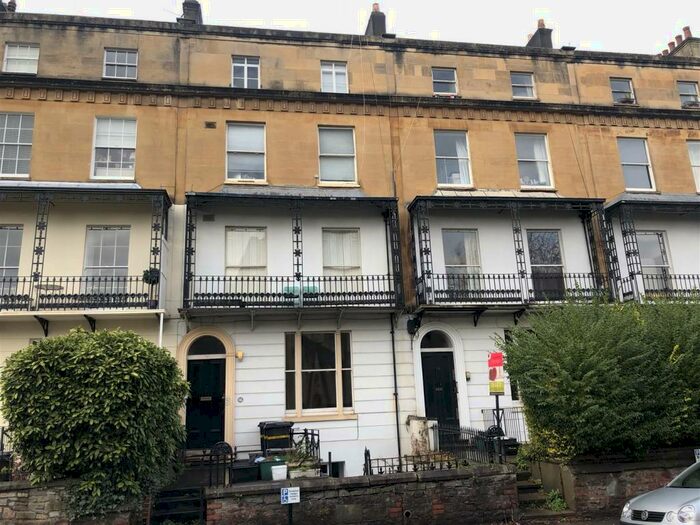 2 Bedroom Detached House To Rent In Richmond Park Rd Clifton Bristol, BS8