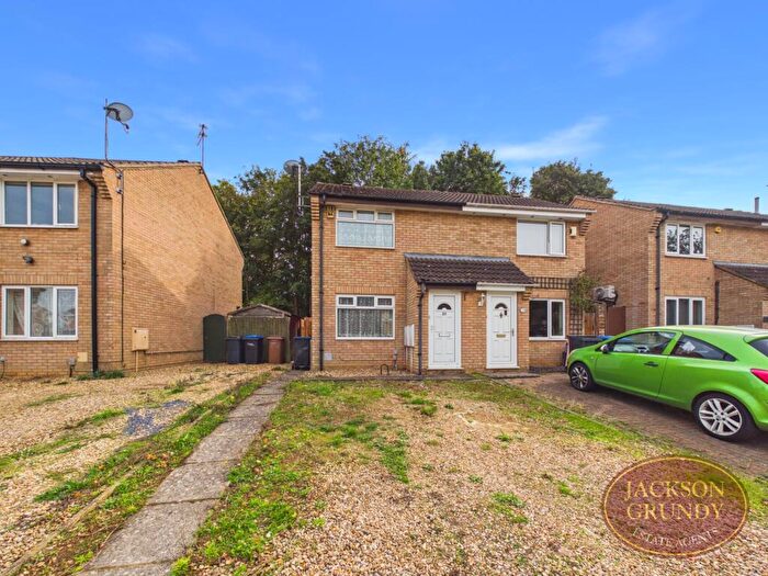 1 Bedroom Semi-Detached House For Sale In Barley Hill Road, Southfields, NN3