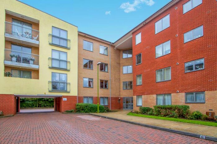 1 Bedroom Apartment To Rent In Kilby Road, SG1