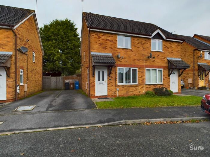 2 Bedroom Semi-Detached House To Rent In Pendleside Way, Littleover, Derby, DE23