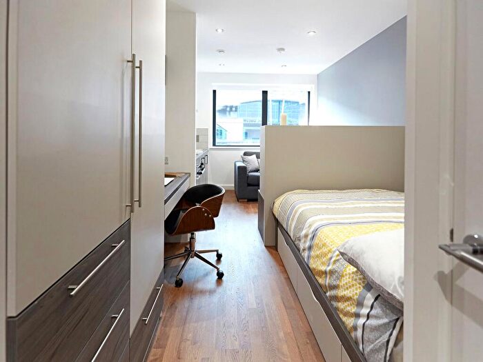 Apartment To Rent In Apt, Havana Residence #, LS2