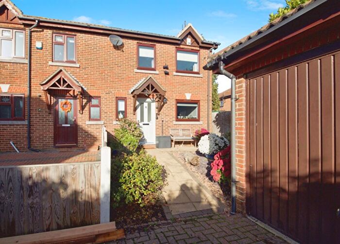 4 Bedroom Semi-Detached House For Sale In Green Close, Epping Green, Epping, CM16
