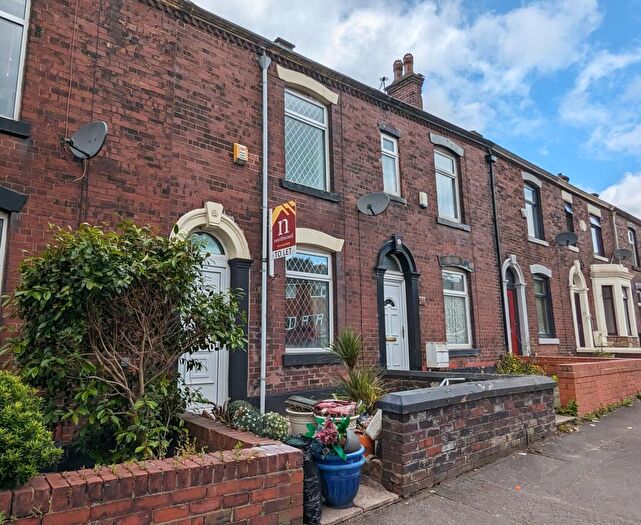 2 Bedroom Terraced House To Rent In Stamford Road, Lees, Oldham, OL4