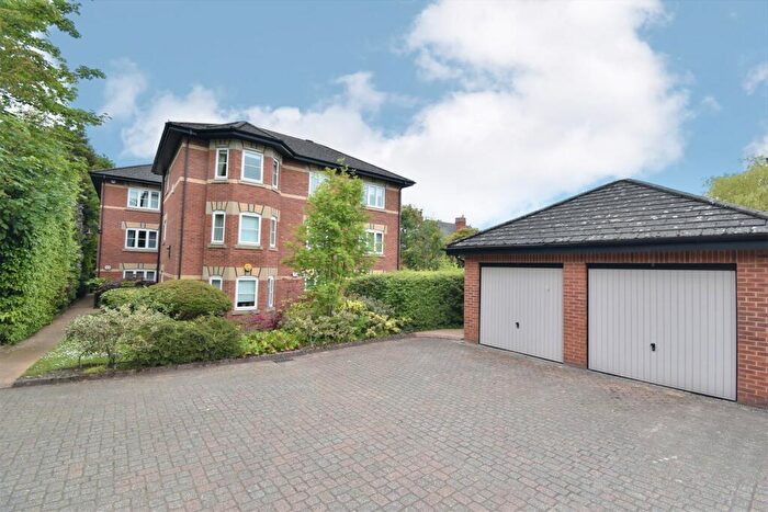 2 Bedroom Apartment For Sale In The Oaks, Horseshoe Lane, Alderley Edge, SK9