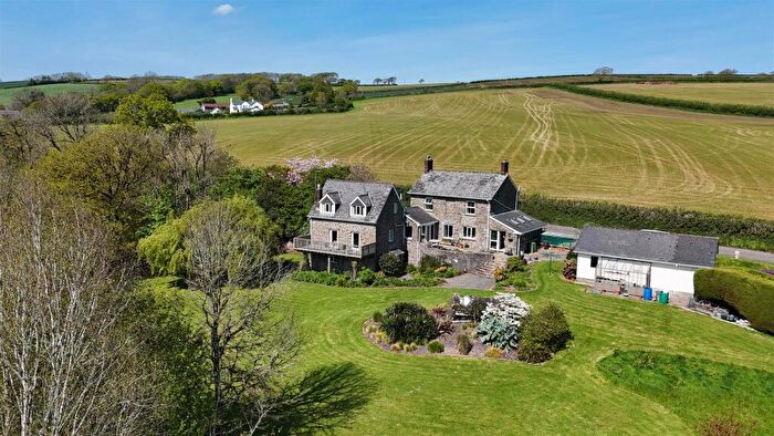 5 Bedroom Character Property For Sale In Littleham, Bideford, EX39