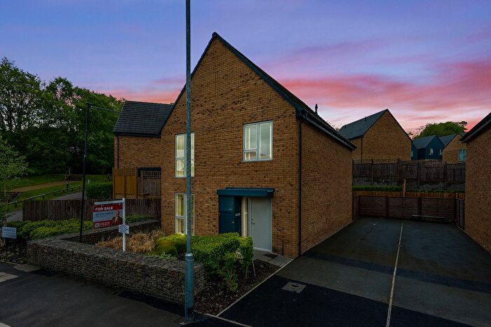4 Bedroom Detached House For Sale In Riverside Way, Barrowford, BB9