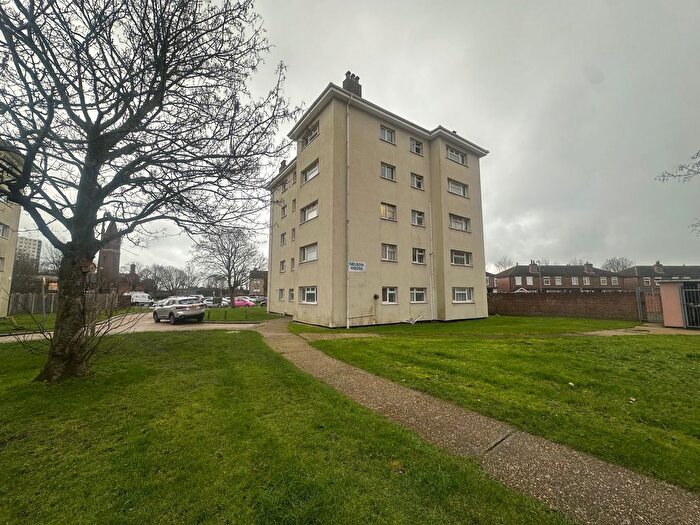 1 Bedroom Flat To Rent In South Street, Gosport, PO12