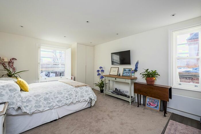 Studio To Rent In New Kings Road, London, SW6