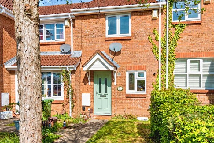 2 Bedroom Terraced House For Sale In North East Road, Southampton, SO19