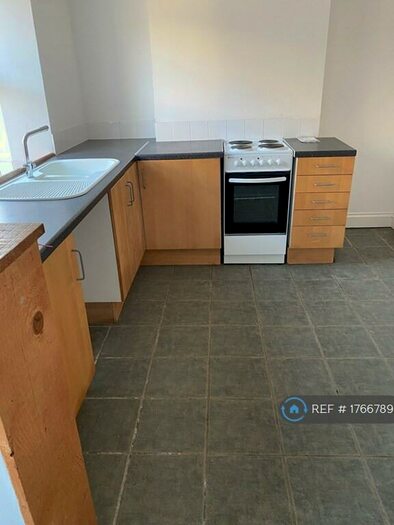2 Bedroom Terraced House To Rent In Rowes Terrace, Foxhole, St Austell, PL26