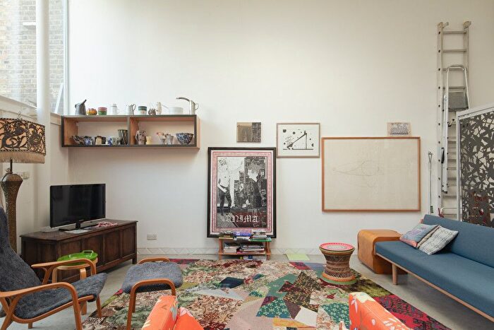 3 Bedroom Terraced House For Sale In Bellenden Road, Peckham Rye, SE15