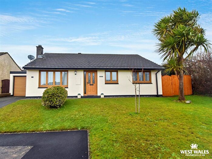 3 Bedroom Detached Bungalow For Sale In Mayfield Acres, Kilgetty, SA68