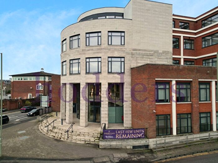 1 Bedroom Flat To Rent In Pyrcroft Road, Chertsey, Surrey, KT16