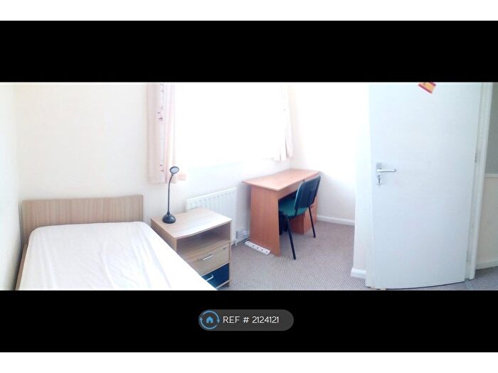 1 Bedroom Property To Rent In Woodsford Grove, Nottinghamshire, NG11